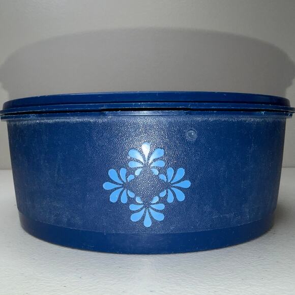 Tupperware Servalier Dark Indigo Blue Stacking Cookie Snack Canister #1204-7 Lid - Picture 1 of 6